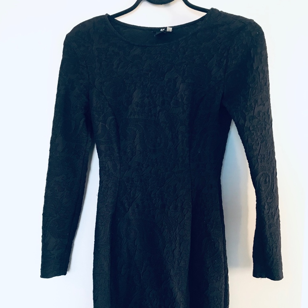 Robe courte noire - Picture 2 of 3